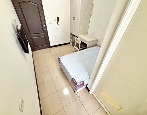 ✨可貓可租補✨室內機車位✨電梯陽台獨洗曬✨勤益科大必選 - Image 2