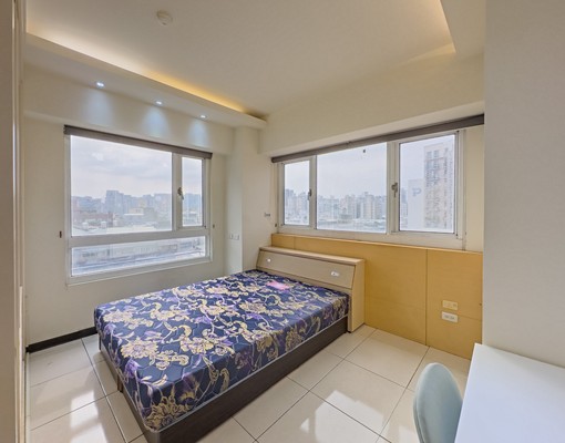 中港派出所，典藏羅丹，溫馨電梯2房，可租補，優質社區，景觀佳 - Image 4