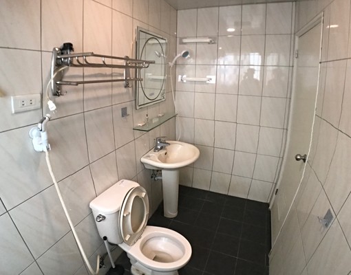 新莊捷運輔大丹鳳貴和站一二樓套房 - Image 4