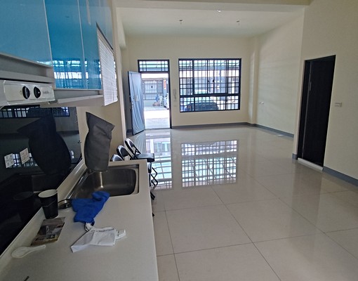 三樓透天全新別墅,雙車位 - Image 1