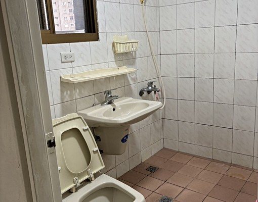 紅樹林登輝秀錦獨立洗衣機有陽台大套房🏠歡迎優質房客的你 - Image 8