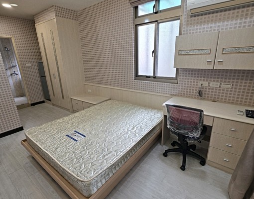 漂亮有獨立陽台美套房 - Image 1