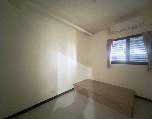 楠梓高大特區蔚藍海19高樓全新正兩房 - Image 2