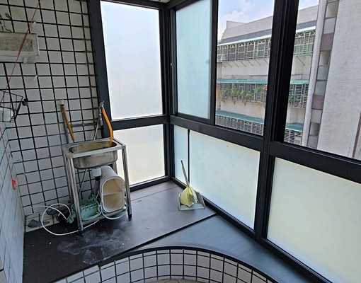 家樂福華廈明亮2房 - Image 9