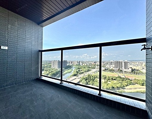 無限棟距高樓景觀戶，採光佳，面河景。超大3房 - Image 4