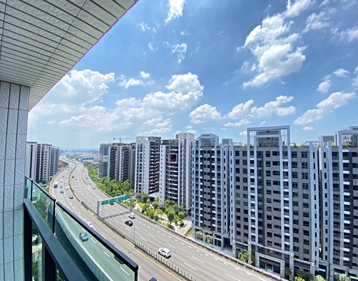 近74三井秀泰火車站❣全新未住傢電全⚠2房平車🚗慈濟中國醫 - Image 2