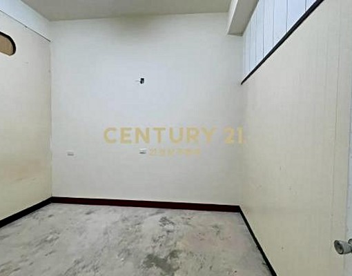 30米中正路一層樓整棟出租 - Image 9