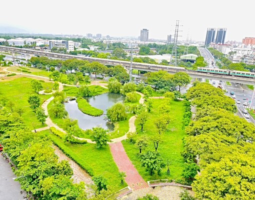 楠梓都會公園高樓層景觀四房車位 - Image 13