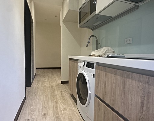 近桃園市政府謙成無二兩房車 - Image 6