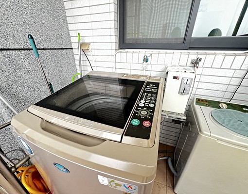 {限女性}東區輕屋齡透天套房出租 - Image 11