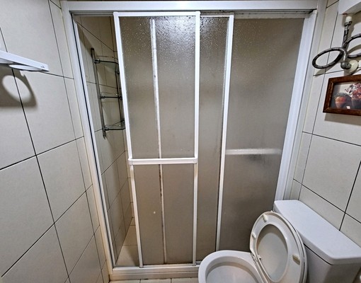 小資族可租補可入籍報稅屋況佳溫馨獨立獨洗套房衛浴乾濕分離式 - Image 3