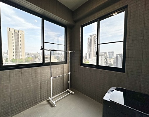 龍富新蓋全新高檔♥可報稅租補陽台獨洗系統貴炸滿♥乾濕分離 - Image 11