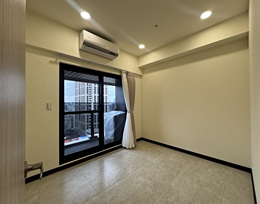 愛情河左岸全新兩房車位出租(可租補) - Image 7