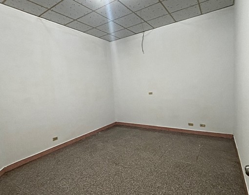 1樓住家二房一廳,可當工作室倉庫,方便出入 - Image 8