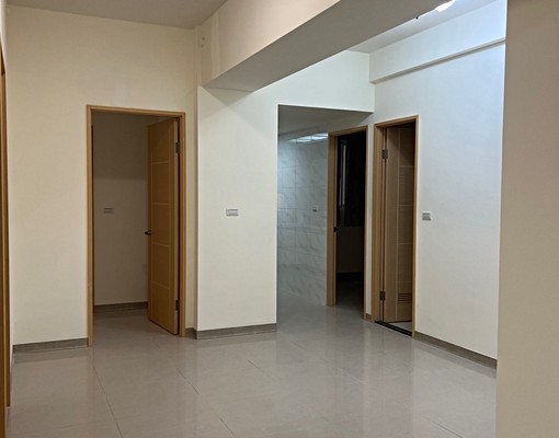 電梯大厦一層兩戶環境單純生活機能佳仲介勿擾 - Image 13