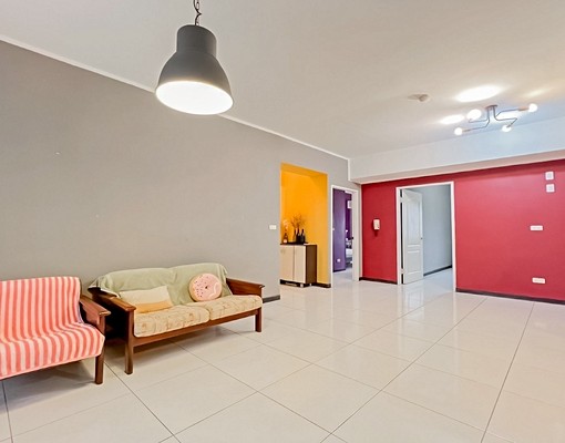 于綺承辦☀️人本至善｜逢甲商圈精華地段機能佳大坪數三房可租補 - Image 1