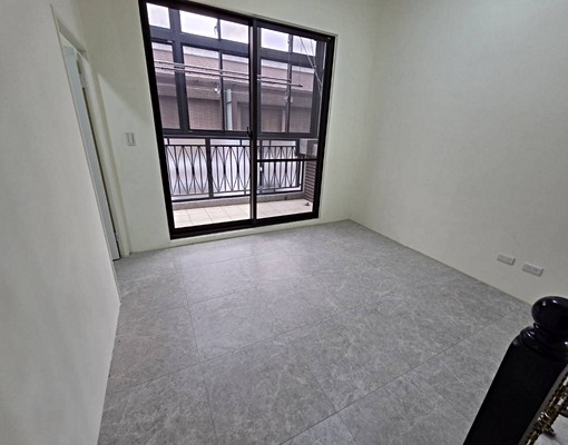 文化平興商圈!海川蘊5社區型別墅!1樓併排雙車庫!免追垃圾車 - Image 14