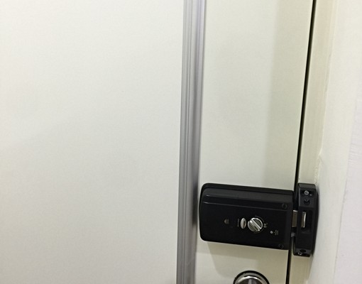 近捷運南京三民站分租套房/電子鎖 - Image 4