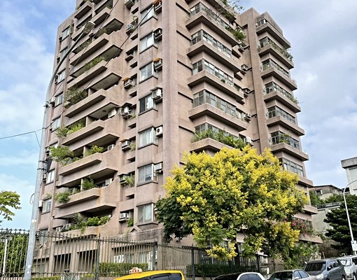 【近政大後門|電梯景觀雙陽台】安靜舒適,採光通風佳,拎包入住 - Image 1