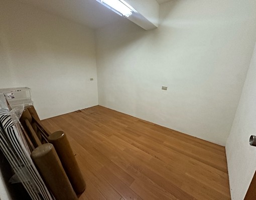 祥豐街市場旁二樓大露台@@請找德鳳 - Image 7