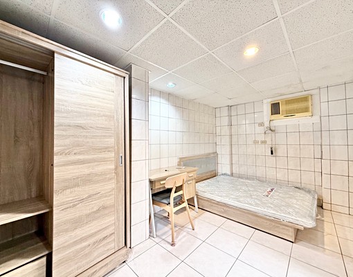 ⭐️三重菜寮捷運分套出租|1房1廳1衛|含網路+第四台⭐️ - Image 2