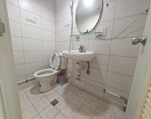 電梯住宅/條通美屋/有陽台設備全 - Image 5