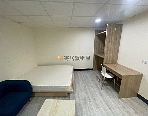 寄居蟹🏠西門商圈.煙火美景獨立陽台.美套房 - Image 2