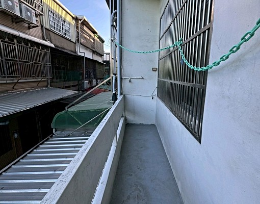 竹北中山路市場透天 - Image 9