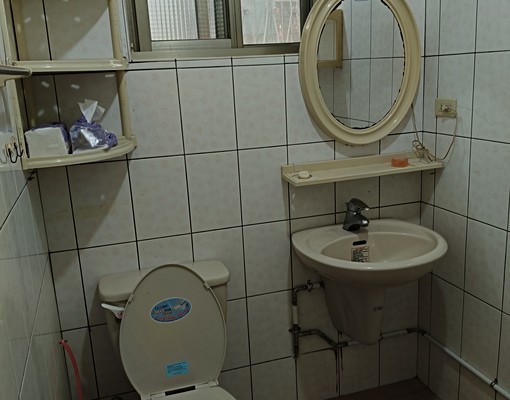2房廳採光通風好,離南勢角捷運300米,生活機能優貓咪友善貓 - Image 3