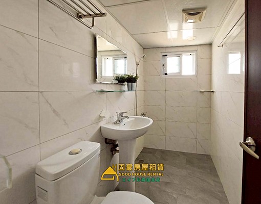 固豪👍高雄車站高醫商圈電梯套房可租補 - Image 12