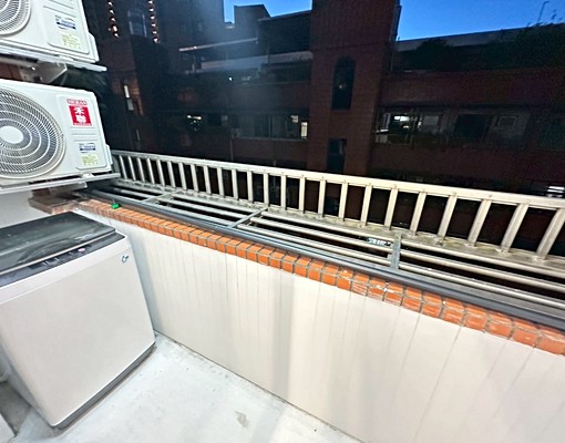 近板新|裝潢新.可報稅租補.家具齊全.鬧中取靜.獨洗曬.掀床 - Image 11