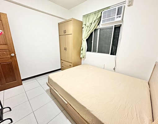 景平捷運近,3樓雅房共用客廳廚房,環境乾淨舒適,家具齊全 - Image 2