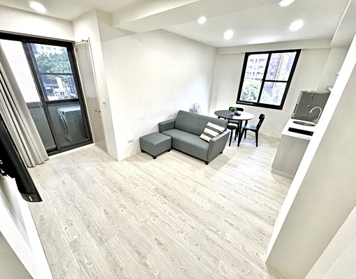 雙租補✅新屋兩房✨室內陽台✨流理臺✨大坪✨質感裝潢✨新光七期 - Image 1