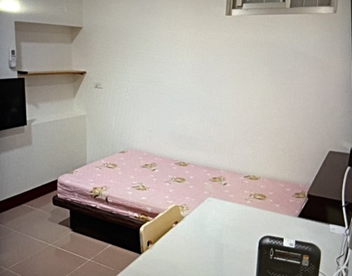 獨立套房香山三姓橋火車站中華玄奘元培大庄 - Image 1