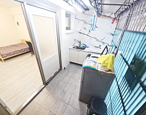 近捷運台北小巨蛋【優質租案】洗衣機★獨立陽台★女性專屬 - Image 3