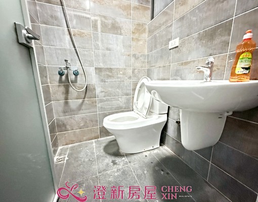 超大店面🔥可營登+可報稅🔥全新首租+近30坪超便宜 - Image 8