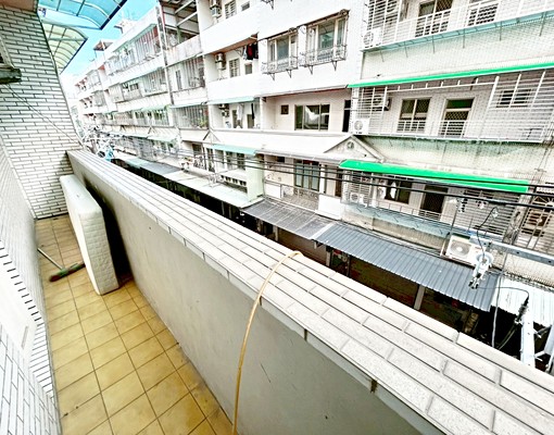 捷運輔大◆超值4房◆採光垃圾代收★陽台 - Image 7