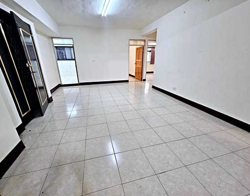 粘聖芬~西區草悟道大4房2衛浴採光好 - Image 8