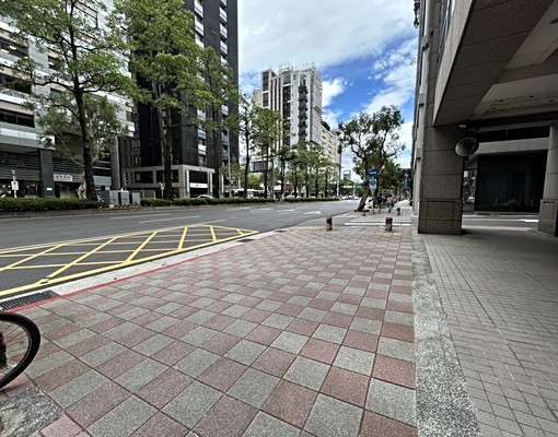 和平東路一段-師大林園大樓24H管理機械車位 - Image 2