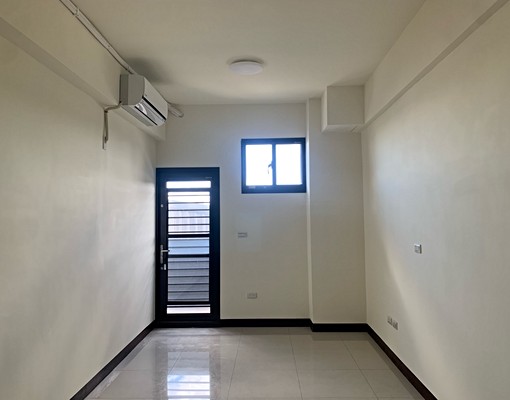 龍潭中正路超值全新未住兩房出租 - Image 1