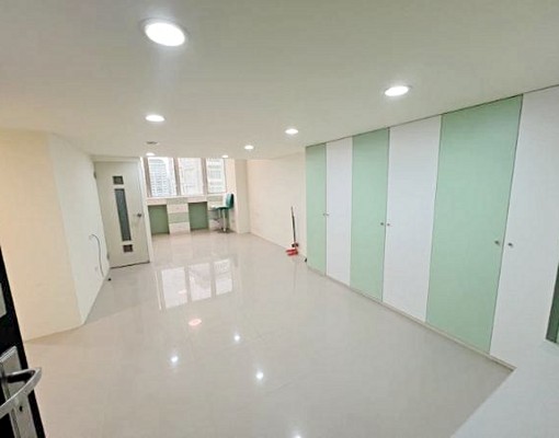 竹圍捷運●南加州●超多收納兩房含管 - Image 1
