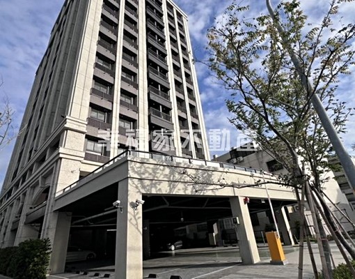 (租)北區✨朝南全新🏠景觀高樓兩房平車🏠含管理費&可養寵 - Image 13