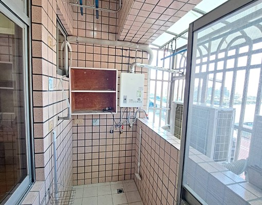 🥇新莊捷運電梯景觀三房*可租補可報稅 - Image 1