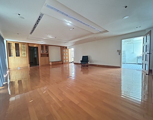 南七期黎明公益商圈室內空間大 - Image 1