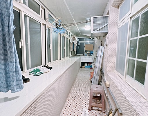 北歐風優質美套房一咖皮箱入住捷運五分鐘低樓層面靜巷 - Image 7