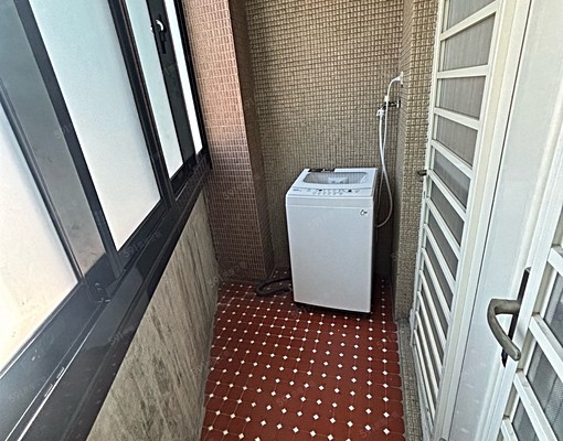 科技大樓站,公寓2樓,可租補兩房,新整理有陽台 - Image 10