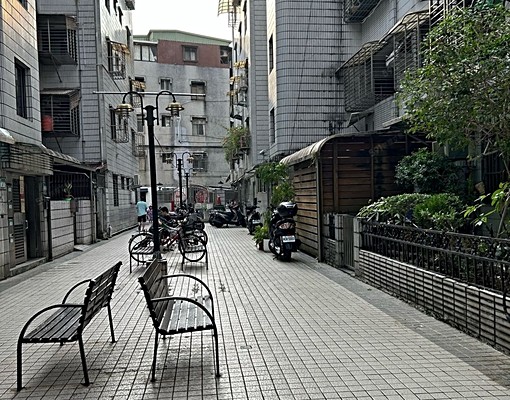 近象山站溫馨大採光獨洗套房可代收垃圾 - Image 9