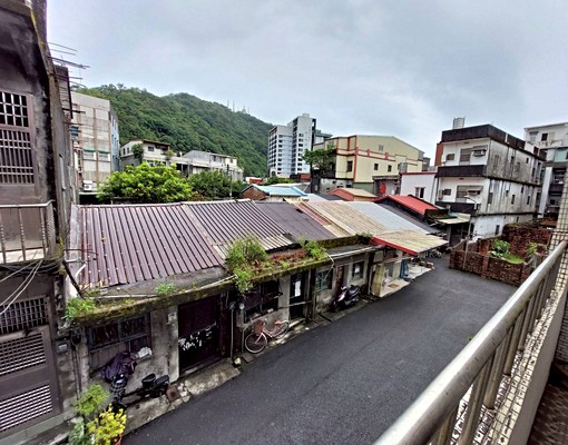 蘇澳市區鬧中取靜生活好方便透天厝 - Image 11
