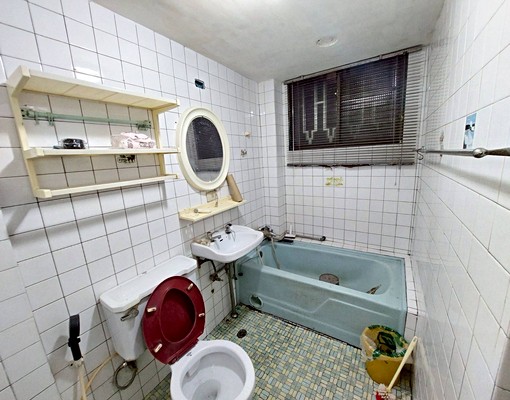 蘇澳市區鬧中取靜生活好方便透天厝 - Image 4