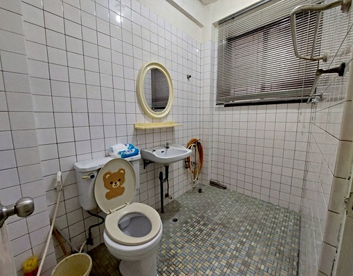 蘇澳市區鬧中取靜生活好方便透天厝 - Image 6